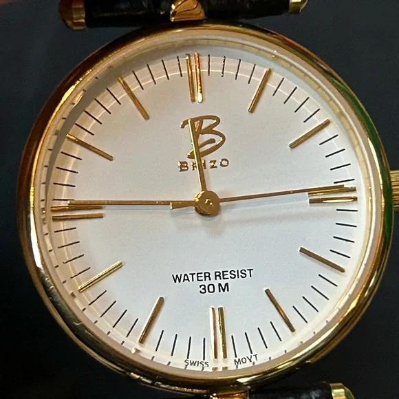 Brizo Ladies Goldtone Stainless Steel watch - Picture 4 of 7